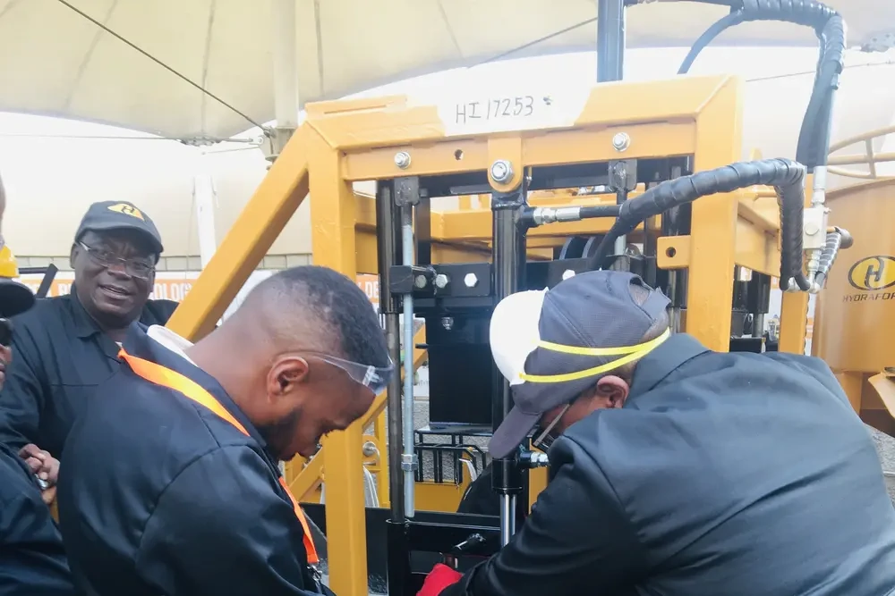 Hands-on Hydraform machine operation at the Training Academy